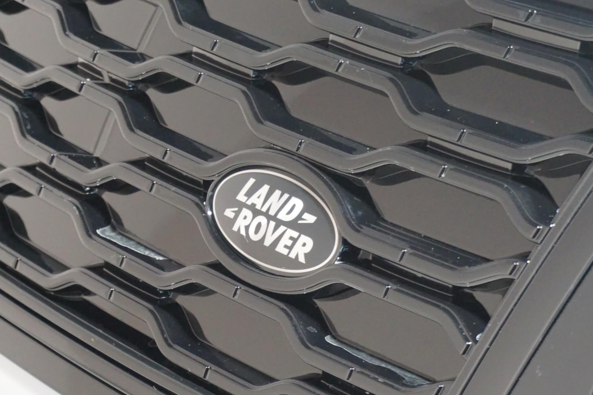 Land Rover Range Rover 2.0 P400e 13.1kWh Vogue SUV 5dr Petrol Plug-in Hybrid Auto 4WD Euro 6 (s/s) (404 ps)